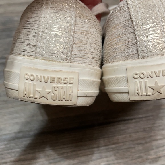 Gold Converse - Picture 5 of 7